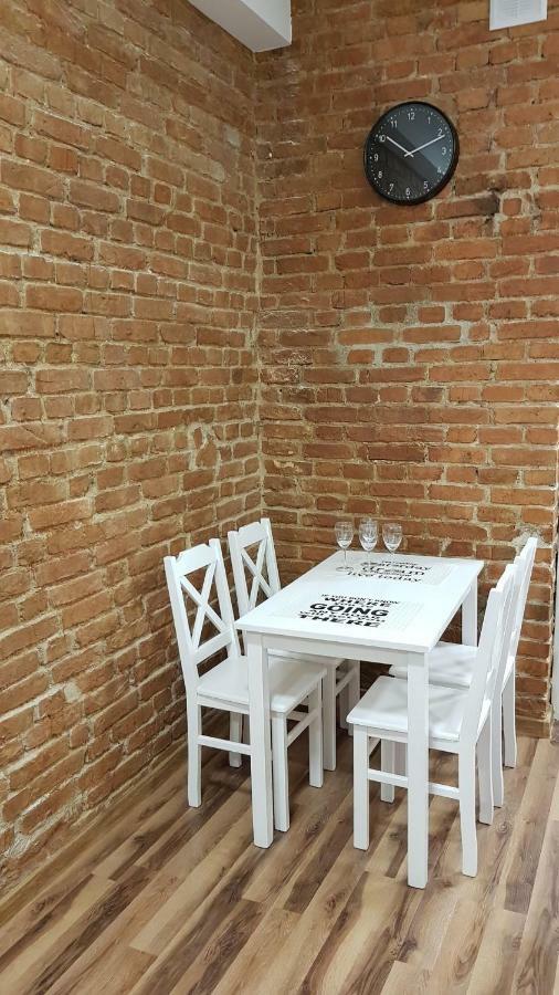 Apartament Nr 15 - 2 Pokoje Z Prywatnymi Lazienkami Centrum Познань Екстер'єр фото